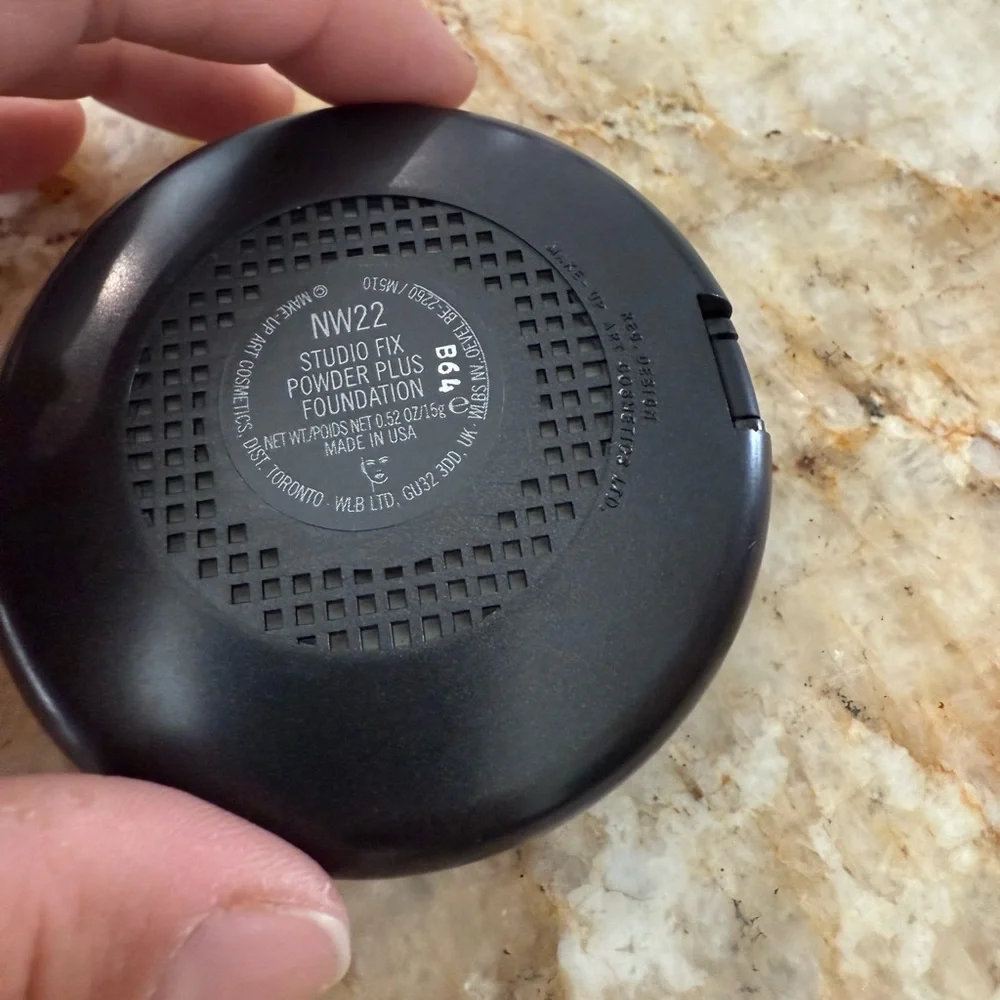 Mac New Studio Fix Powder Plus Foundation